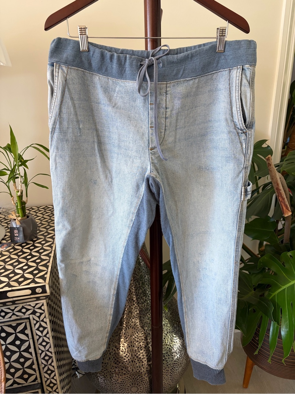 James Perse Light Blue Relaxed Jogger Jeans